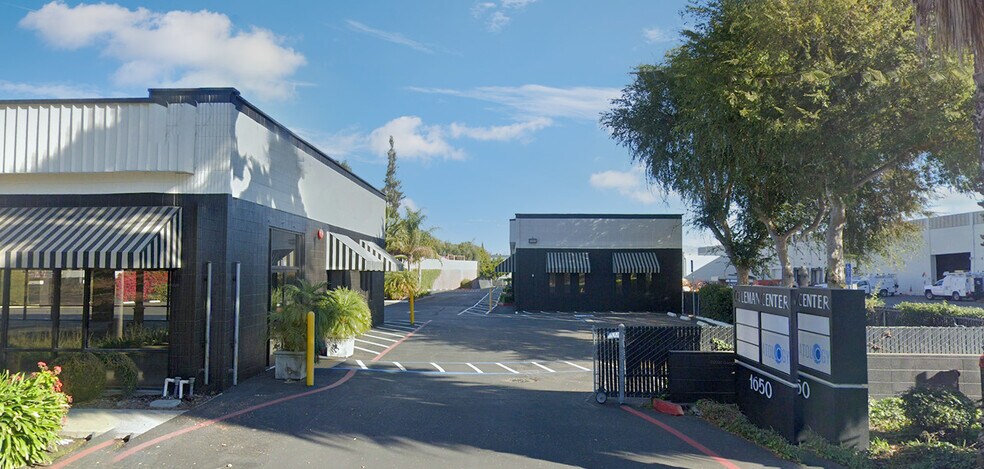 1678 Coleman Ave, Santa Clara, CA à louer - Photo de l’immeuble – Image 2 sur 4