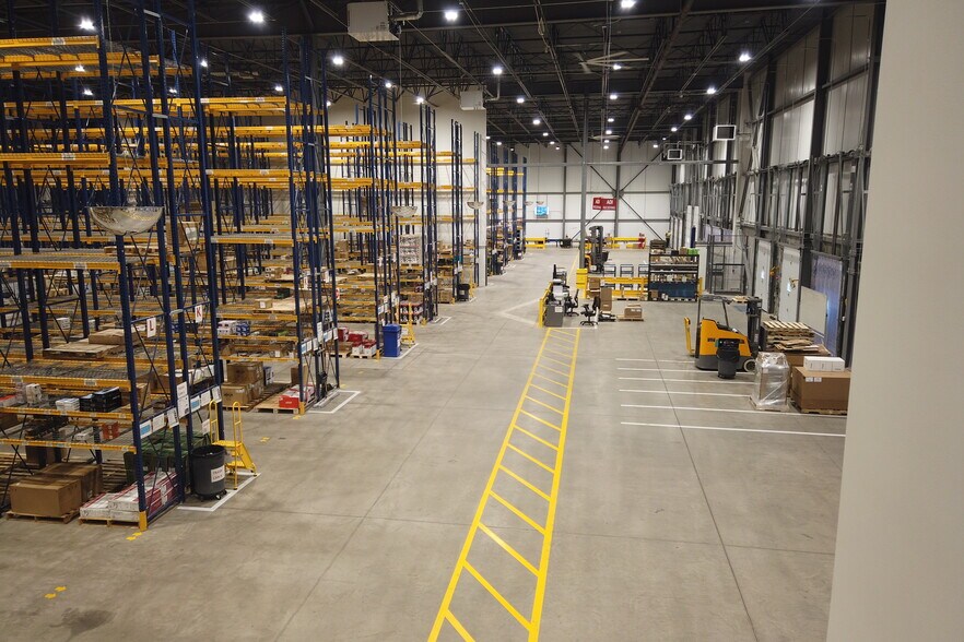 1245 De L'aviation Av, Dieppe, NB à louer - Photo de l’immeuble – Image 3 sur 28