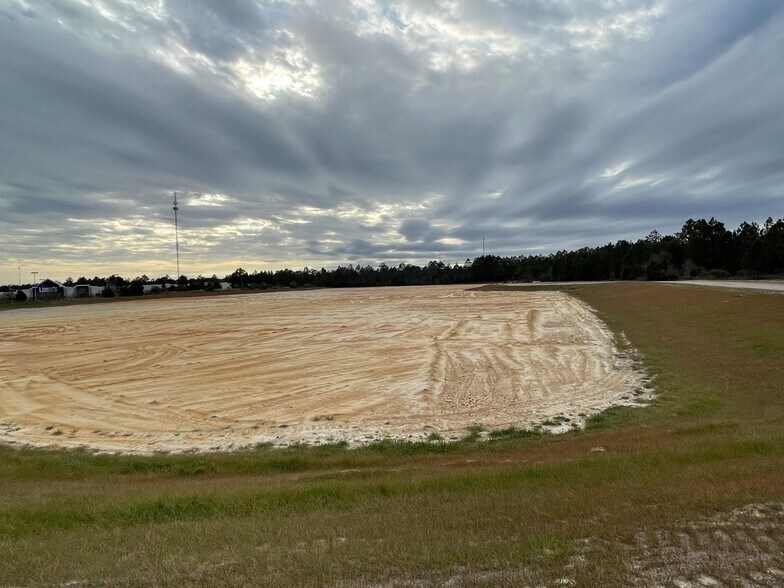 TBD 2.9 +/- AC Mirage ave, Crestview, FL à vendre - Photo de l’immeuble – Image 2 sur 5