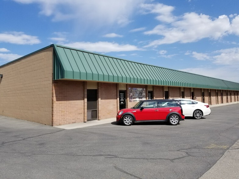 583 Billinis Rd, Salt Lake City, UT à louer - Photo principale – Image 1 sur 8