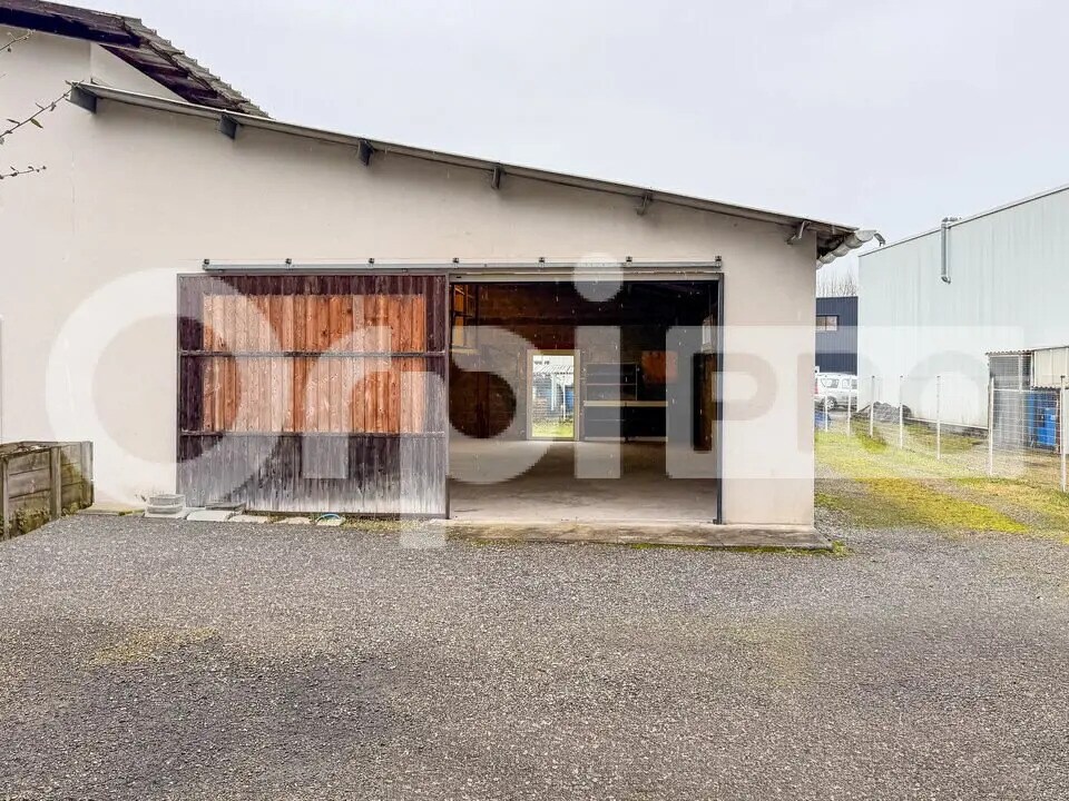 Industriel/Logistique dans Soustons à louer Photo de l’immeuble– Image 1 sur 7