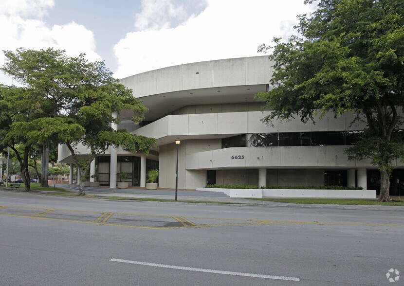 6625 Miami Lakes Dr, Miami Lakes, FL à vendre - Autre – Image 3 sur 21