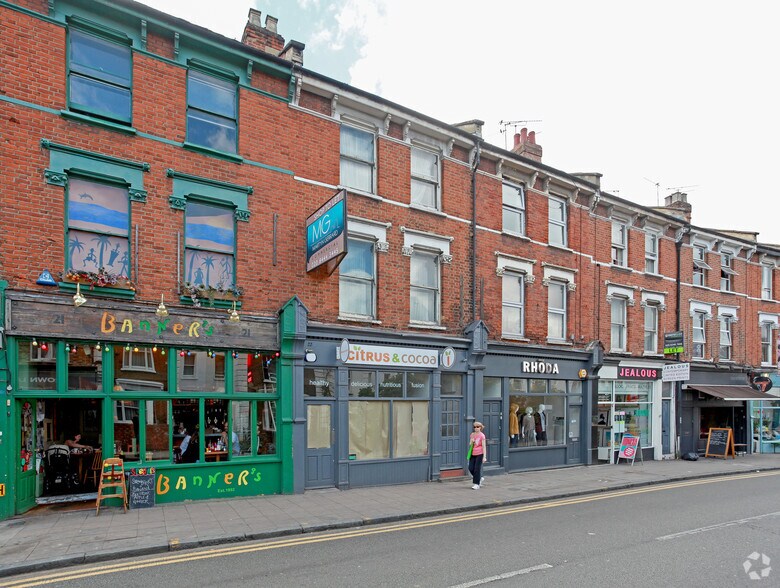 23 Park Rd, Londres à louer - Photo de l’immeuble – Image 3 sur 3