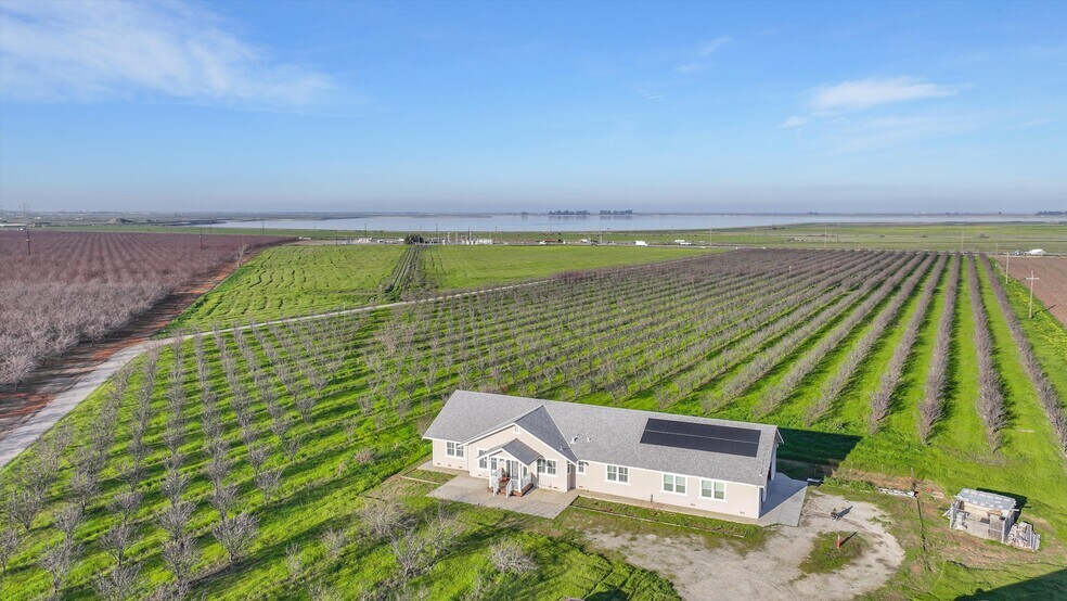 7760 Byron Hwy, Byron, CA à vendre - Photo de l’immeuble – Image 1 sur 47