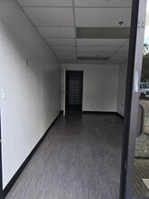 7302 Senate Ave Houston TX 77040, Houston, TX à louer Photo intérieure– Image 2 sur 5