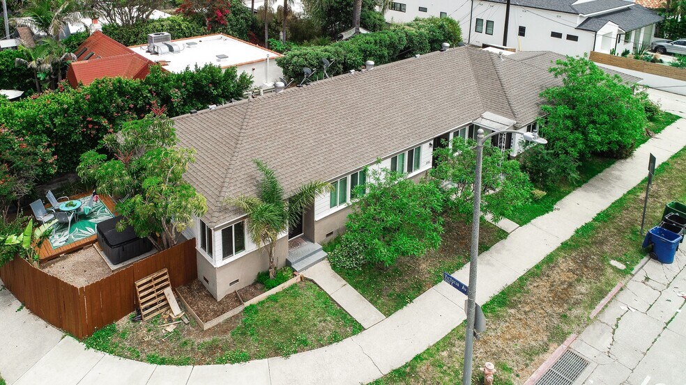 2200 Penmar Ave, Venice, CA à vendre - Photo principale – Image 1 sur 11