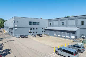 Plus de détails pour 65 Sprague St, Hyde Park, MA - Bureau, Industriel/Logistique à louer