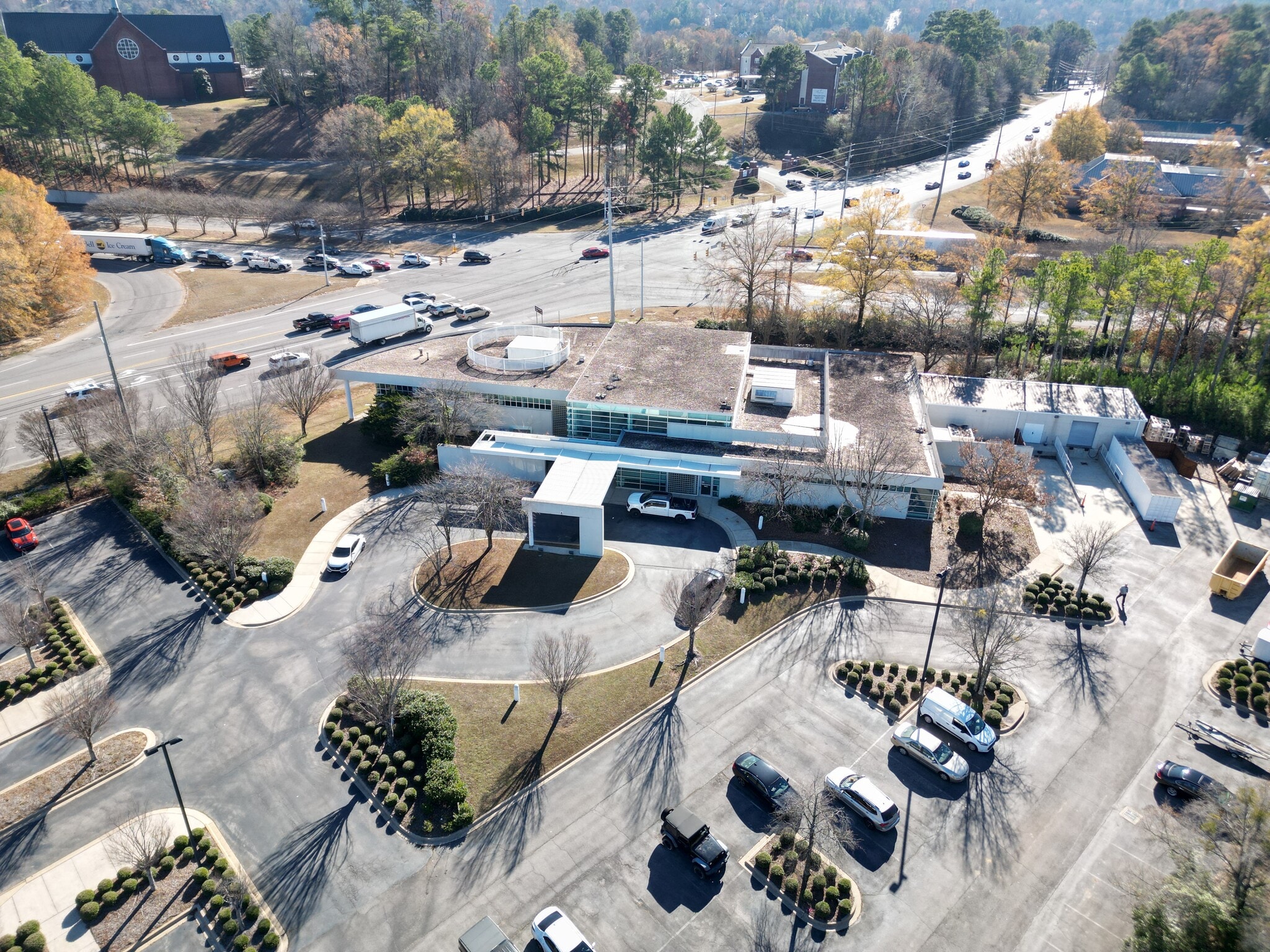 600 Lakeshore Pky, Birmingham, AL à louer Aérien– Image 1 sur 6