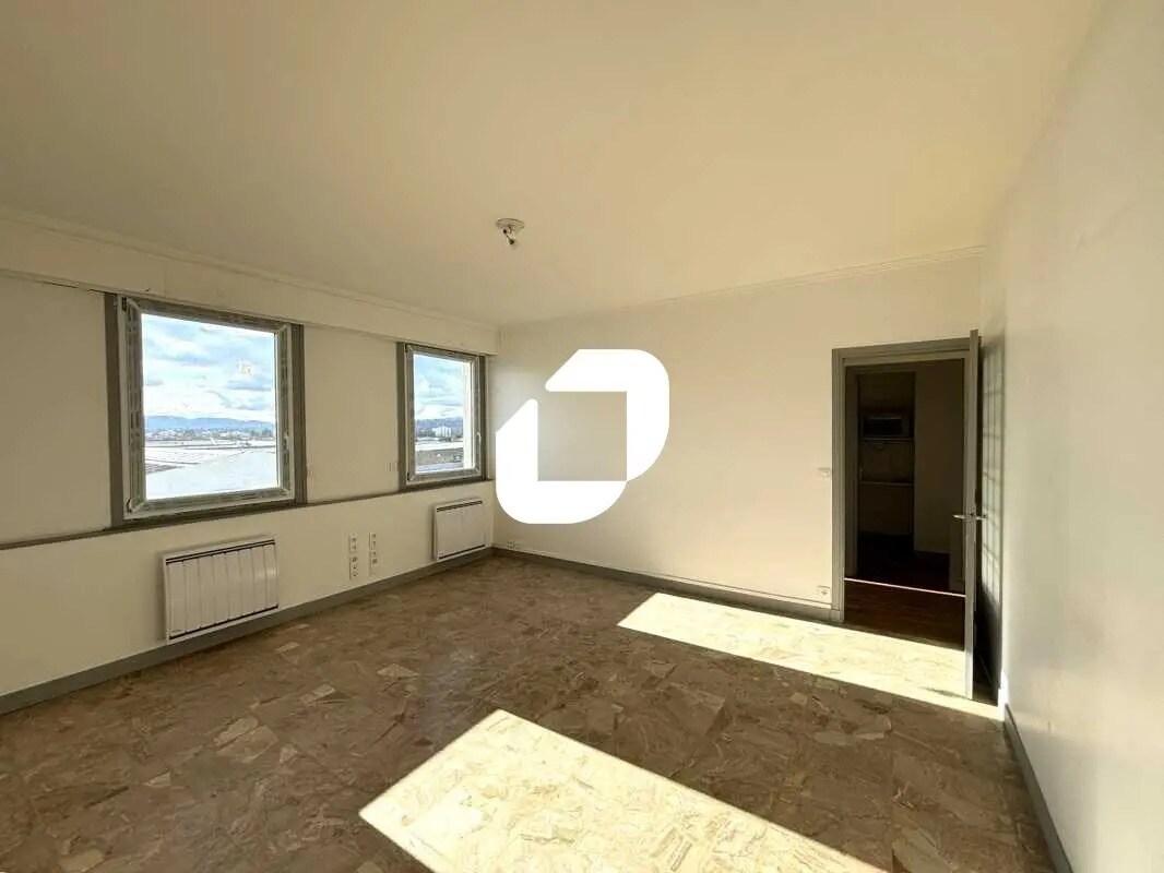 Bureau dans Caluire-et-Cuire à louer Photo intérieure– Image 1 sur 9