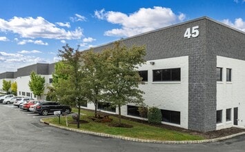 45 Turner Dr, Middletown, NY à louer Photo intérieure– Image 1 sur 13