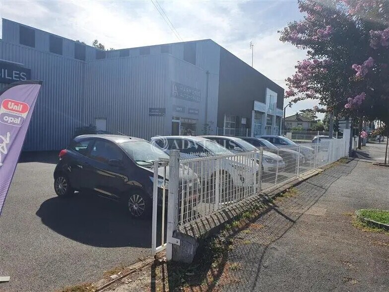 Bureau dans Bergerac à louer - Photo de l’immeuble – Image 3 sur 9