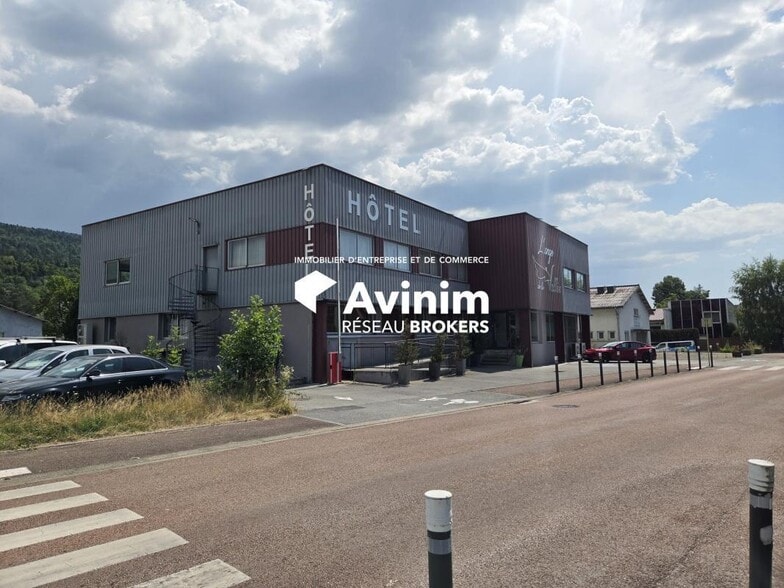 Local commercial dans Bellignat à vendre - Photo de l’immeuble – Image 1 sur 16