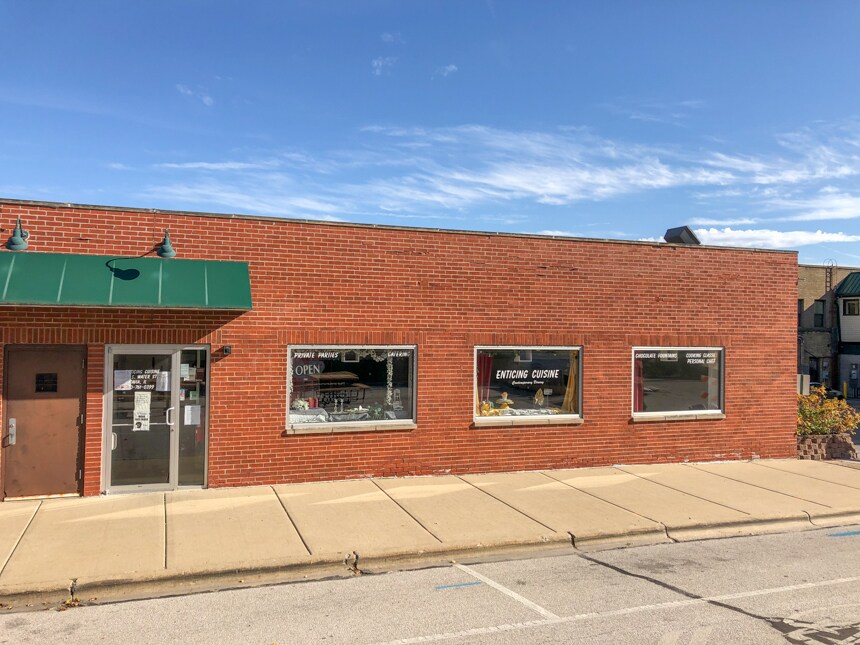 160 W Wilson St, Batavia, IL à louer Photo de l’immeuble– Image 1 sur 18