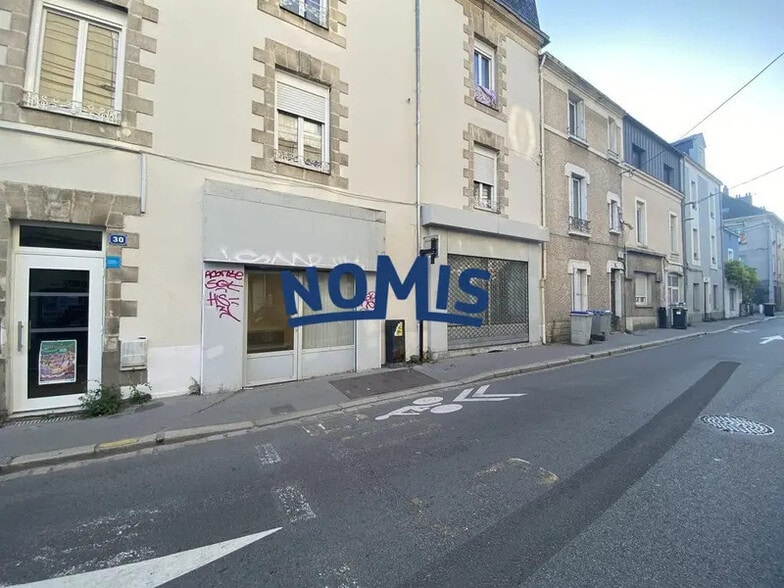 Local commercial dans Nantes à louer - Photo de l’immeuble – Image 2 sur 6