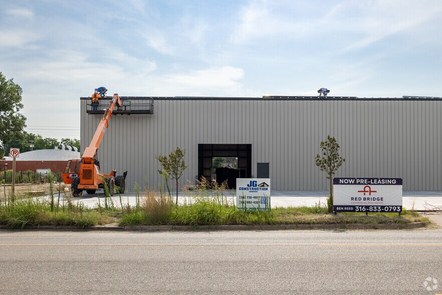 1028 N Mosley St, Wichita, KS à louer - Photo de l’immeuble – Image 2 sur 2