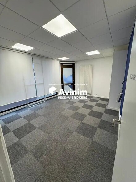 Local commercial dans Le Perreux-sur-Marne à louer - Photo intérieure – Image 2 sur 6