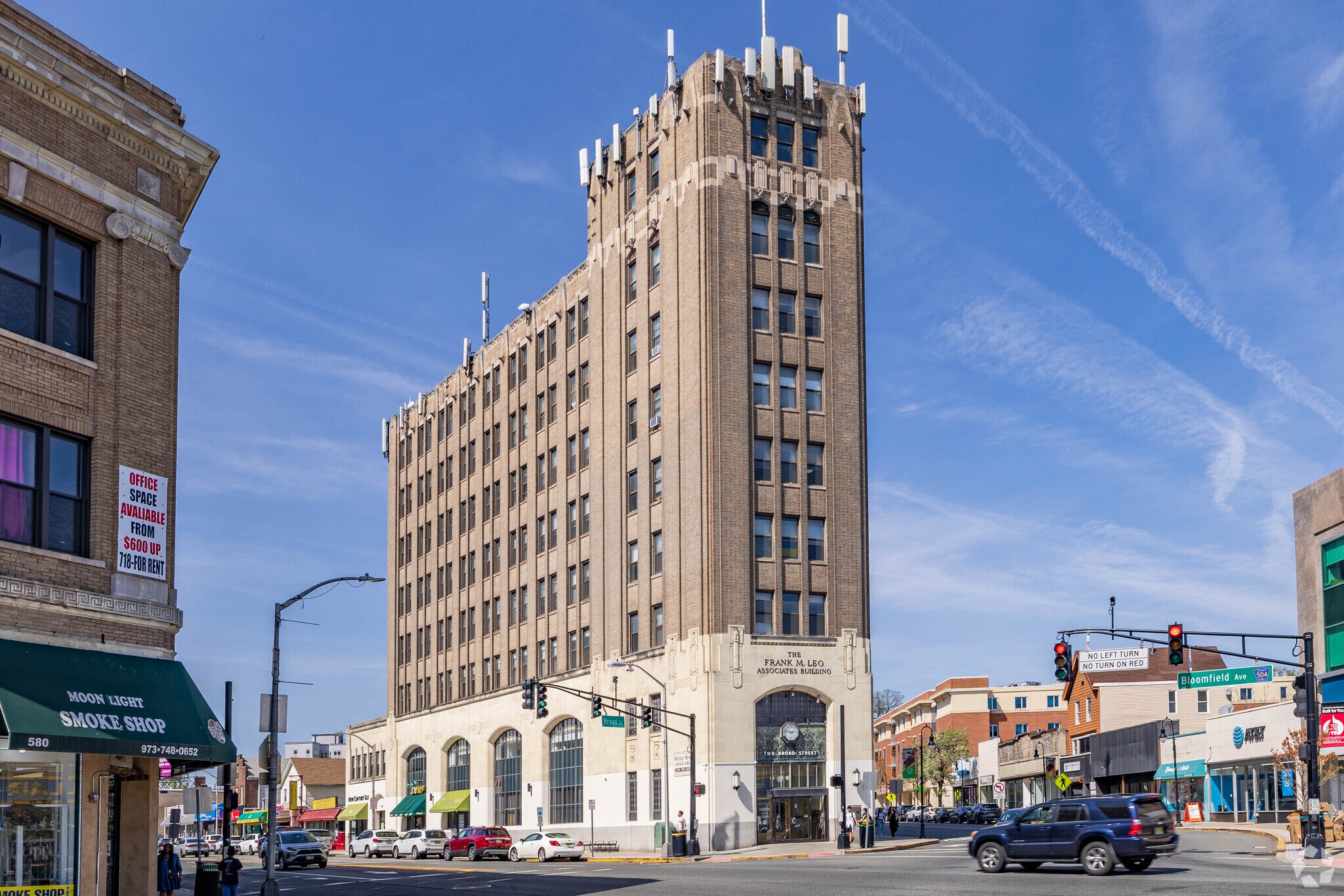 2 Broad St, Bloomfield, NJ à louer Photo de l’immeuble– Image 1 sur 3
