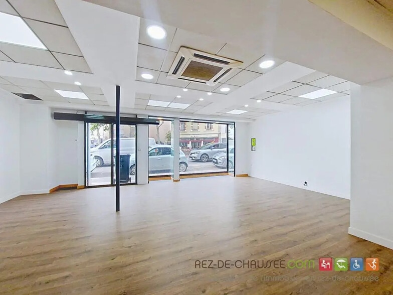 Local commercial dans Lyon à vendre - Photo de l’immeuble – Image 2 sur 6