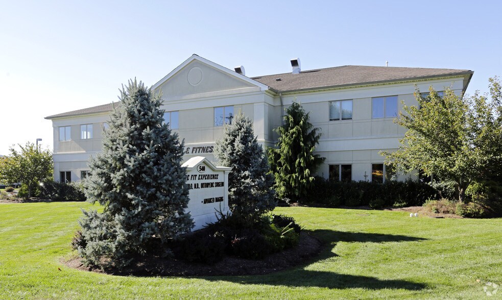 540 Lafayette Rd, Sparta, NJ à louer - Photo de l’immeuble – Image 3 sur 9