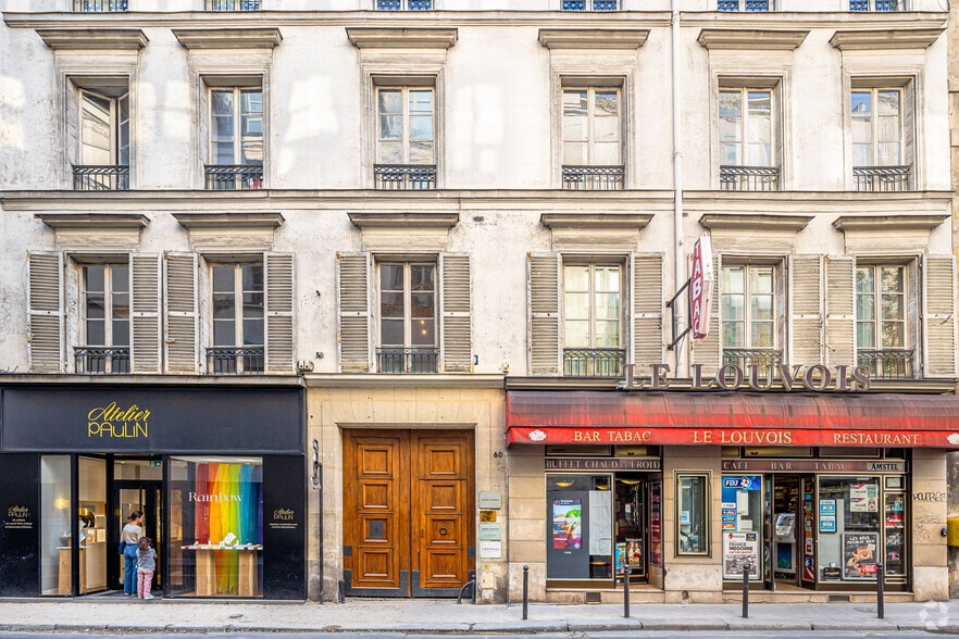 60 Rue De Richelieu, Paris à louer - Photo de l’immeuble – Image 2 sur 5