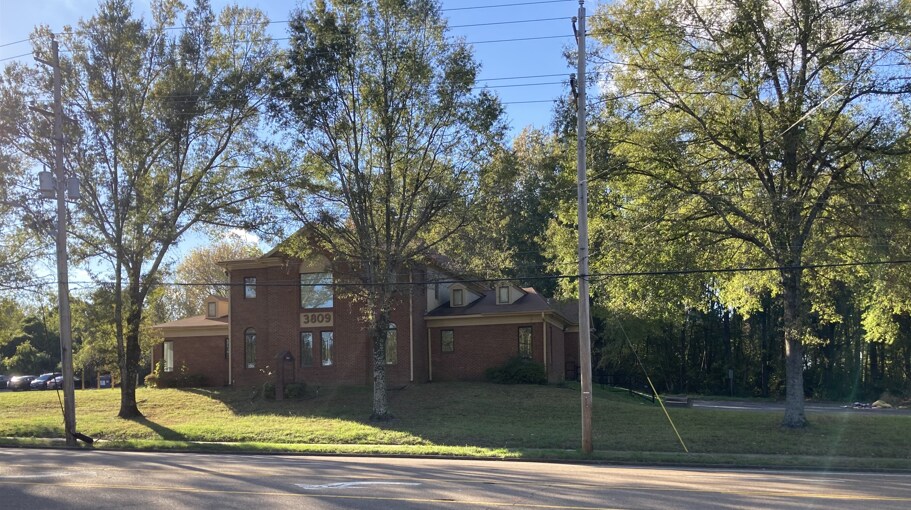 3809 New Covington Pike, Memphis, TN à louer - Photo de l’immeuble – Image 3 sur 16