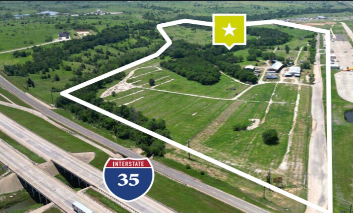3077 Memory Ln, Denton, TX à vendre - Photo de l’immeuble – Image 3 sur 6