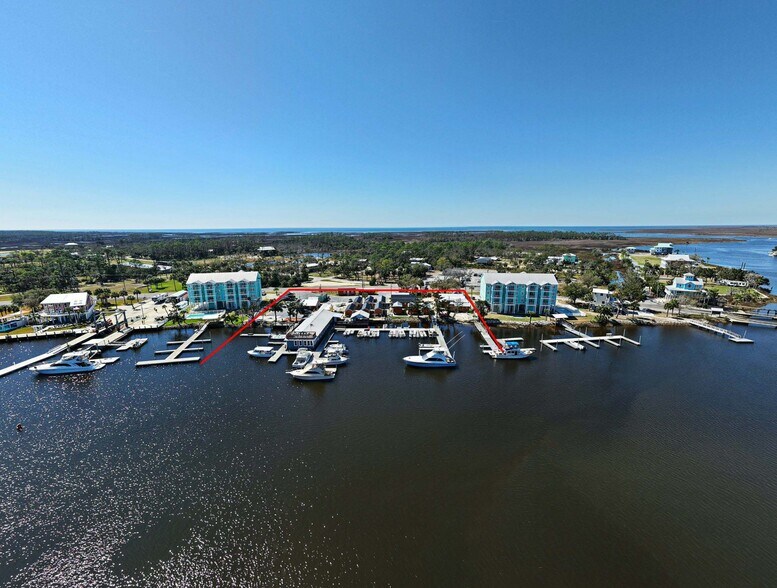 7022 SW 358 Hwy, Steinhatchee, FL à vendre - Photo de l’immeuble – Image 2 sur 11
