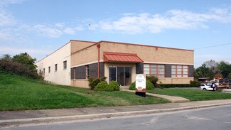 Plus de détails pour 7112 Commercial Ave, Baltimore, MD - Industriel/Logistique à louer