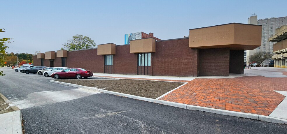 139 E Boardman St, Youngstown, OH à vendre - Photo de l’immeuble – Image 2 sur 6