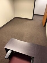 750 2nd St NE, Hopkins, MN à louer Photo intérieure– Image 2 sur 2