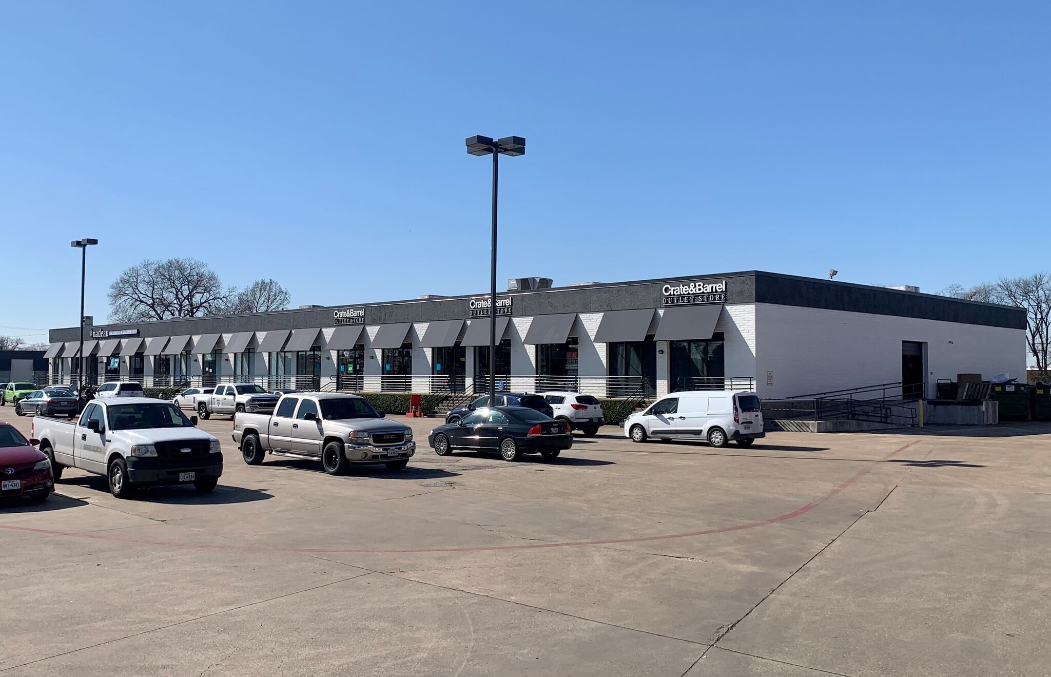 1110 Inwood Rd, Dallas, TX à louer Photo de l’immeuble– Image 1 sur 2