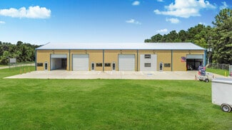 Plus de détails pour 31588 Industrial Park Dr, Pinehurst, TX - Local d'activités à louer