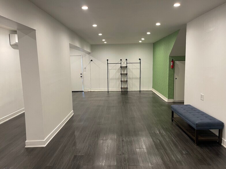7449-7451 Melrose Ave, Los Angeles, CA à louer - Photo intérieure – Image 3 sur 5