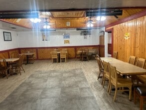 6100 S Mooney Blvd, Visalia, CA à louer Photo de l’immeuble– Image 2 sur 12