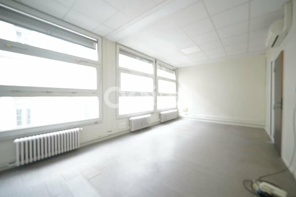 11 Rue Auguste Lacroix, Lyon à louer Photo intérieure– Image 1 sur 18