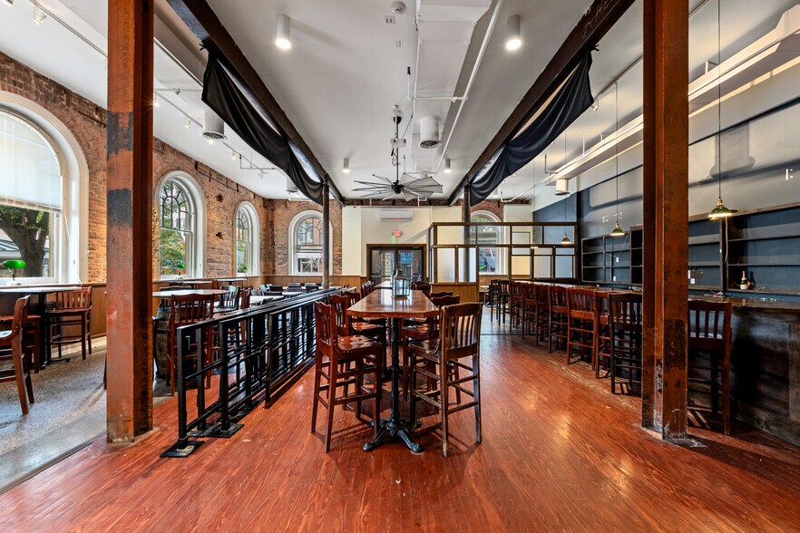 100 N Loudoun St, Winchester, VA à louer - Photo de l’immeuble – Image 3 sur 29