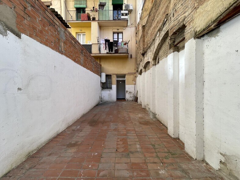 View Photo