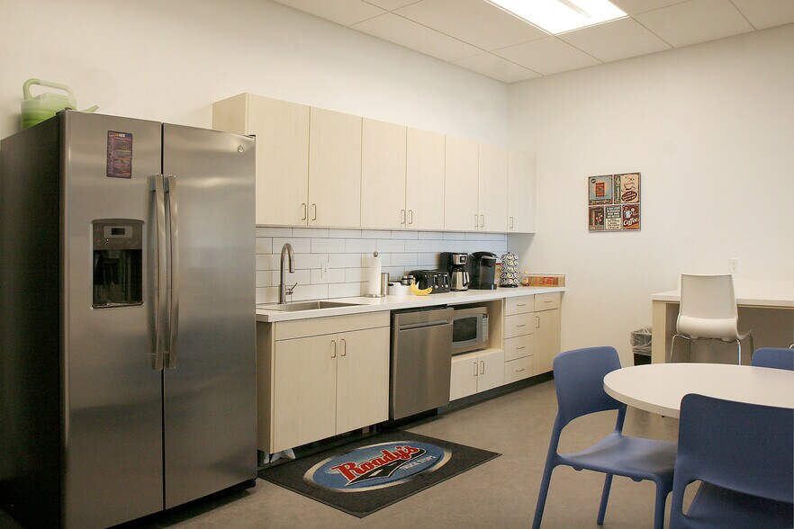 2929 W Navigator Dr, Meridian, ID à louer - Photo de l’immeuble – Image 3 sur 34