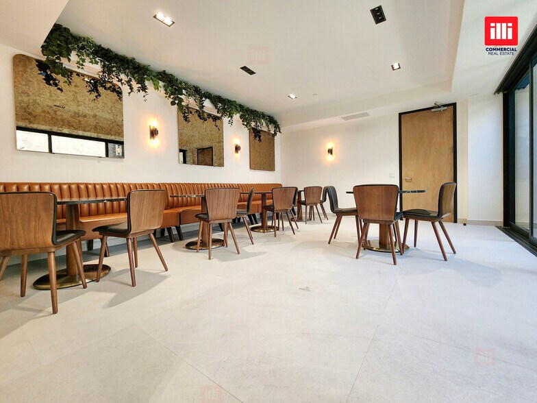 5121 Van Nuys Blvd, Sherman Oaks, CA à louer - Photo de l’immeuble – Image 2 sur 15