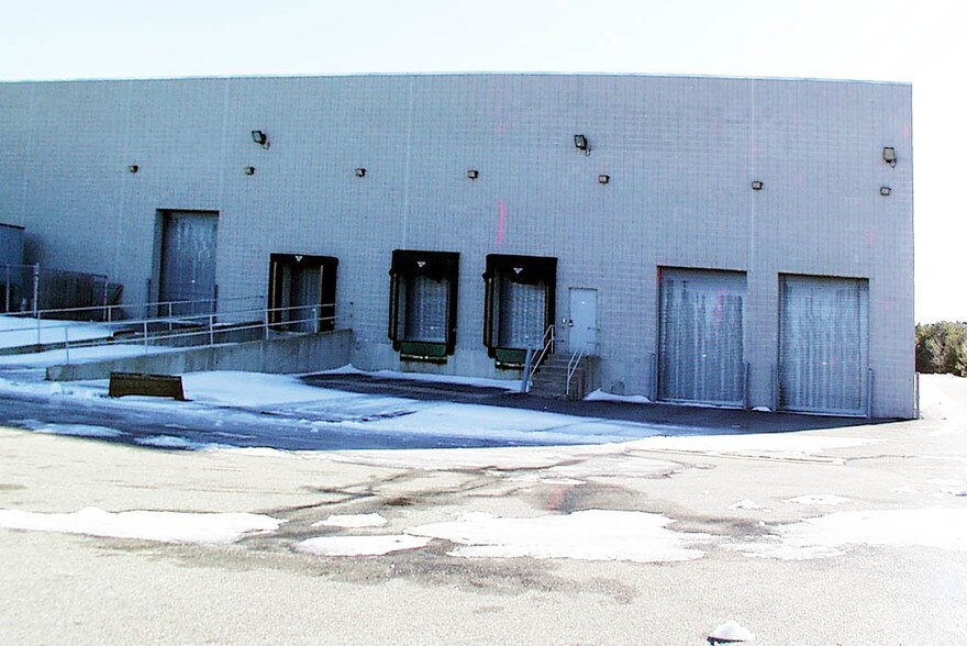200 Trade Zone Dr, Ronkonkoma, NY à louer - Autre – Image 3 sur 12