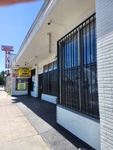 10209 S Central Ave, Los Angeles, CA à louer Photo intérieure– Image 1 sur 6