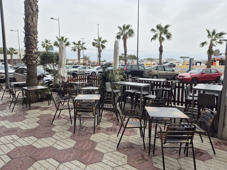 Local commercial dans Santa Pola à louer - Photo de l’immeuble – Image 1 sur 9