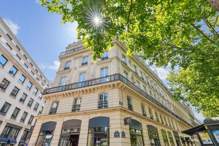 1 Boulevard De La Madeleine, Paris à louer - Photo de l’immeuble – Image 2 sur 19