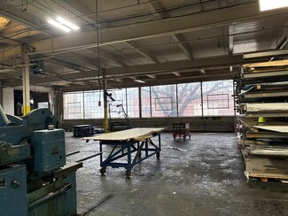 Plus de détails pour 1014-1054 N Kolmar Ave, Chicago, IL - Local d'activités, Industriel/Logistique à louer