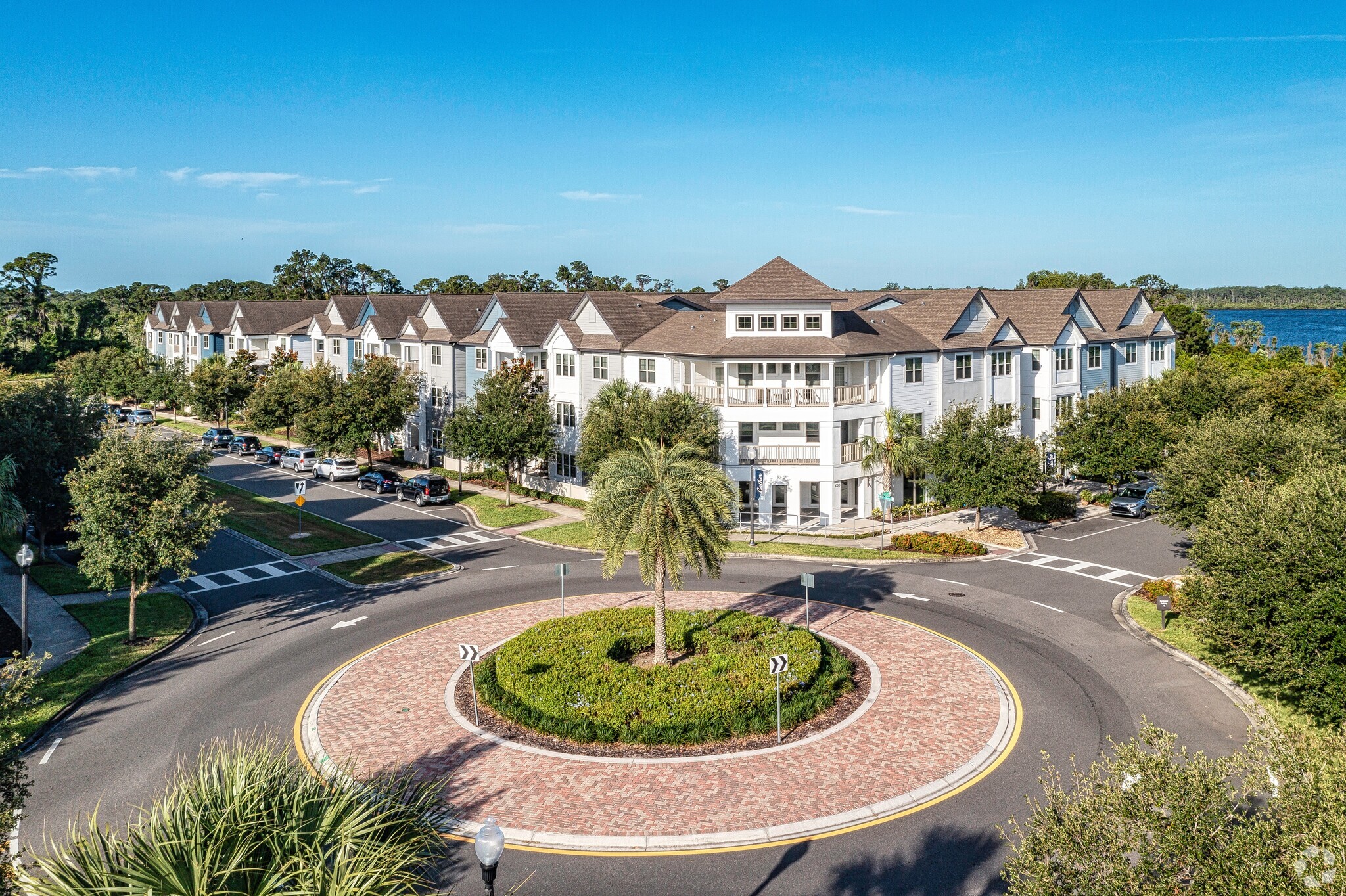 13790 Bridgewater Crossings Blvd, Windermere, FL à louer Photo de l’immeuble– Image 1 sur 8