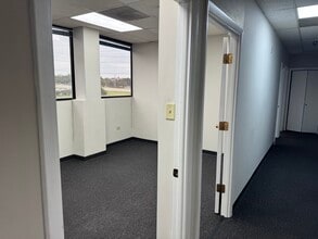210 N Hammes Ave, Joliet, IL à louer Photo intérieure– Image 1 sur 5