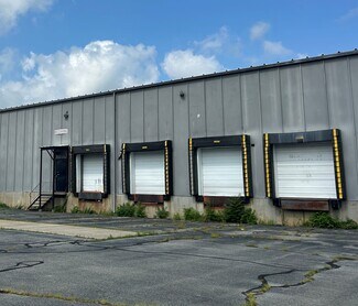 Plus de détails pour 74 Lowland St, Holliston, MA - Industriel/Logistique à louer