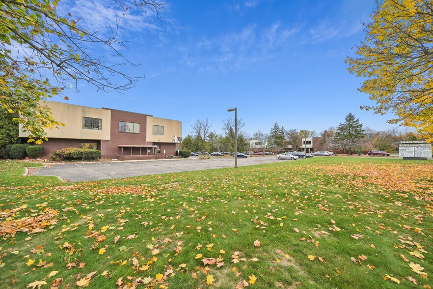 1553 State Route 27, Somerset, NJ à vendre - Photo de l’immeuble – Image 3 sur 23