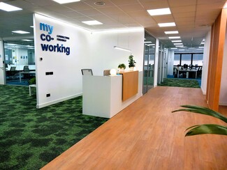 Plus de détails pour Calle De María Tubau, 3, Madrid - Coworking à louer