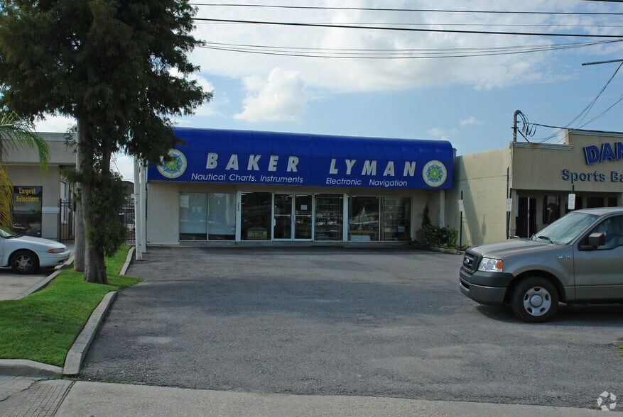 5250 Veterans Blvd, Metairie, LA à vendre - Photo de l’immeuble – Image 2 sur 2